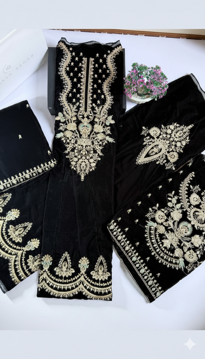 Luxury Navy Blue Velvet 3-Piece Suit | Handcrafted Zari Embroidery | Premium Winter Collection 2025